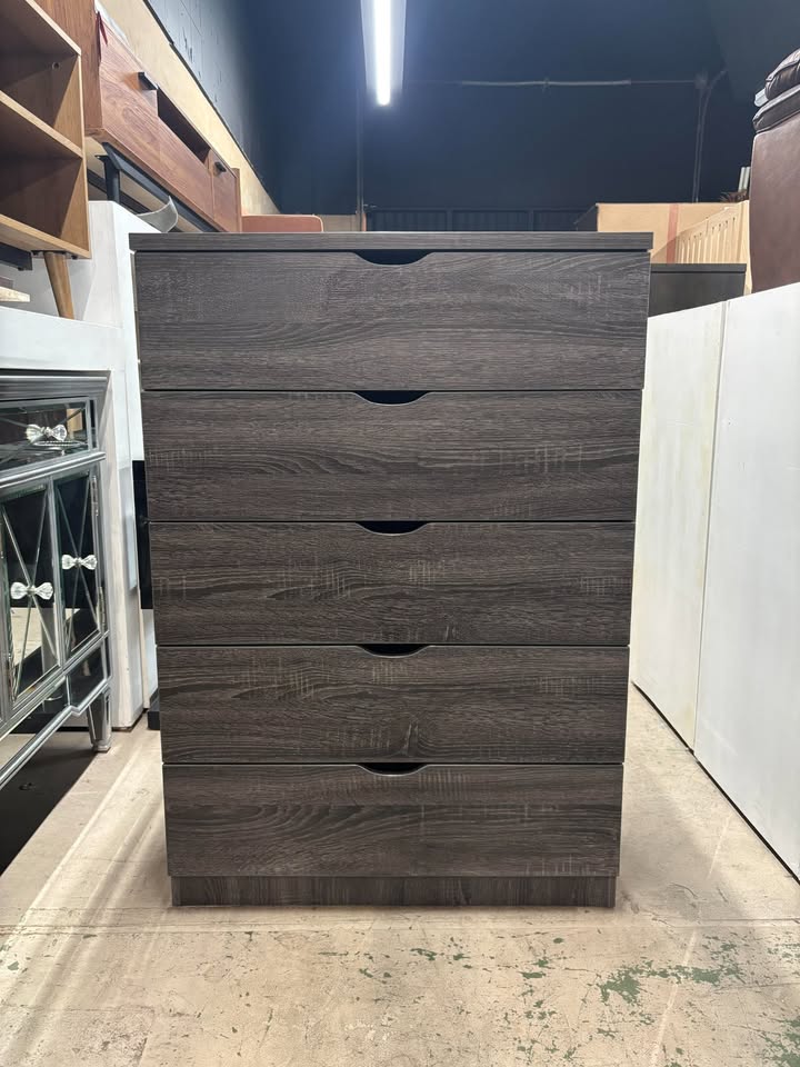 Modern Gray 5-Drawer Chest